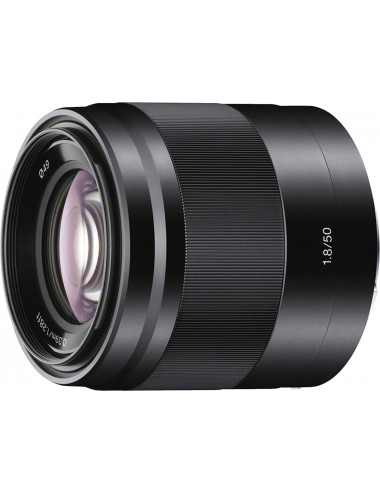 Sony E 50mm f/1.8 OSS