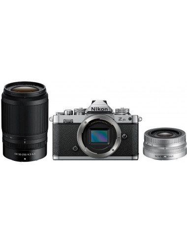 Nikon Z fc + 16-50mm + 50-250mm Silver.Garanzia Nikon 2 anni