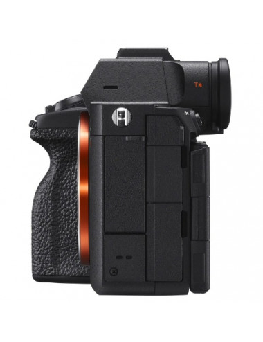Sony A7R V. Sony Italy 2-year warranty