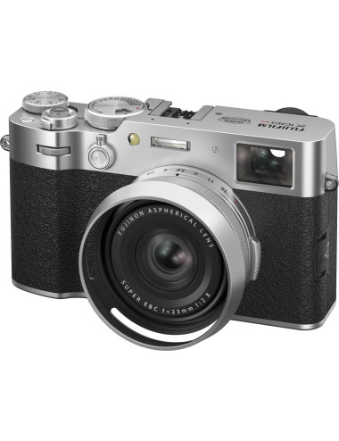 Fujifilm X100 VI Silver. 2-year warranty from Fuji Italia