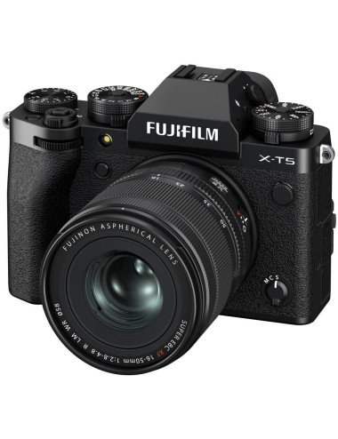 Fujifilm X-T5 Black + XF 16-50mm f/2.8-4.8 R LM WR