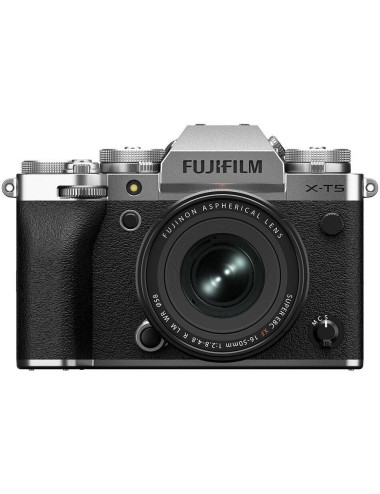 Fujifilm X-T5 Silver + XF 16–50mm f/2.8–4.8 R LM WR