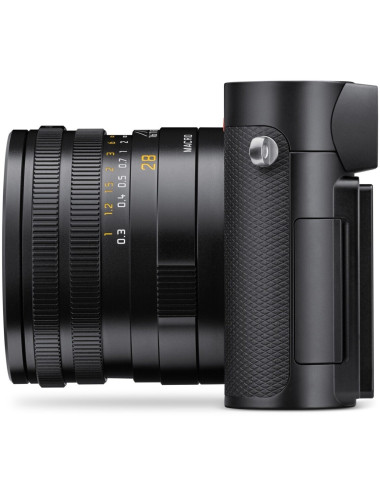 Leica Q3 nera