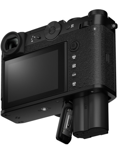 Fujifilm GFX100 RF in black. 2-year warranty from Fuji Italia