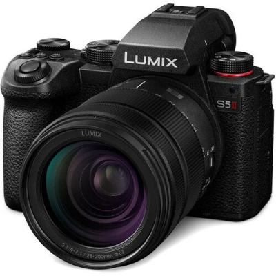 PANASONIC S5 II X Kit S 24-105/4. 2-year Panasonic warranty